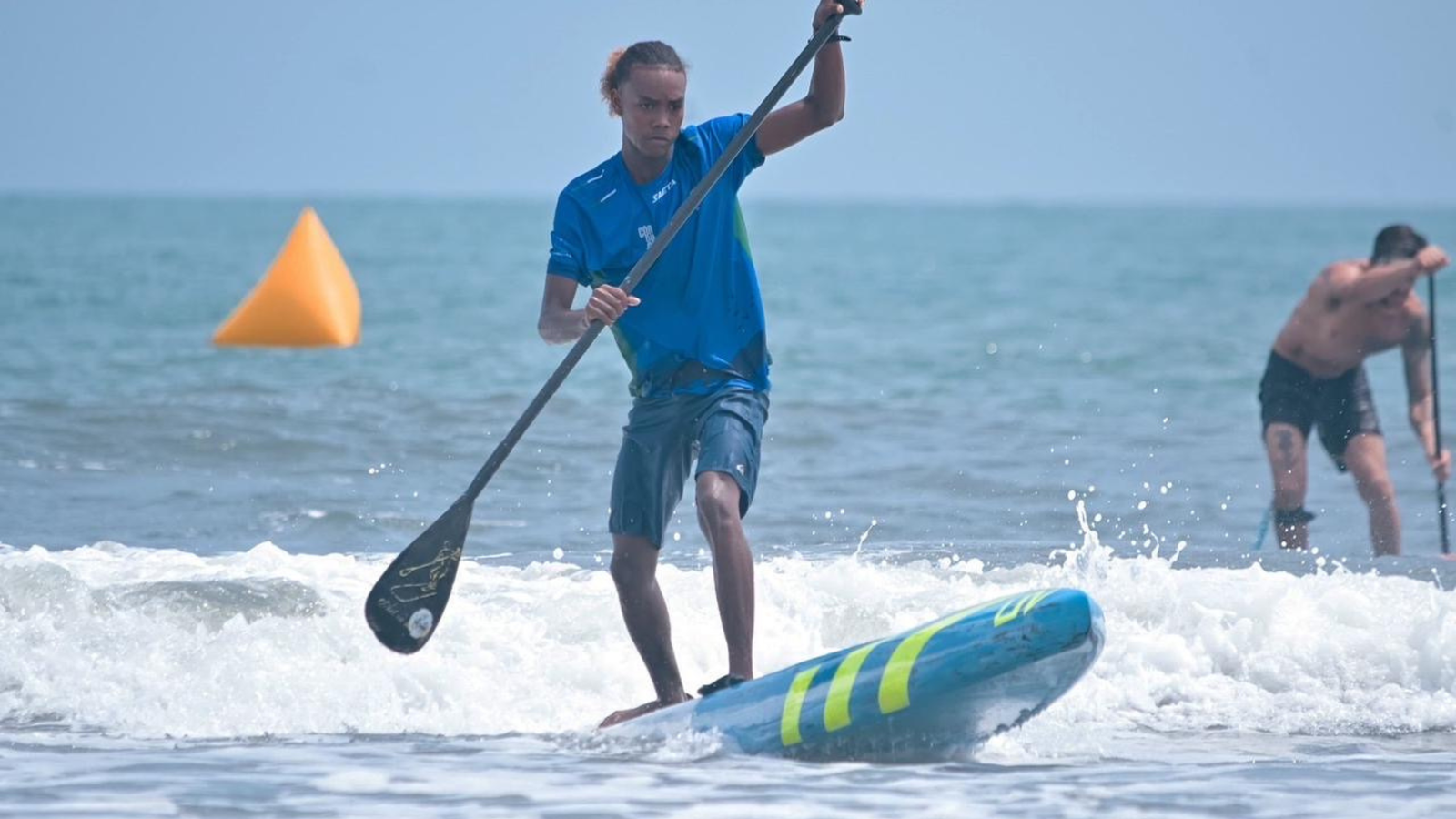 Dario González, surfista cordobés brilla en Copa América SUP