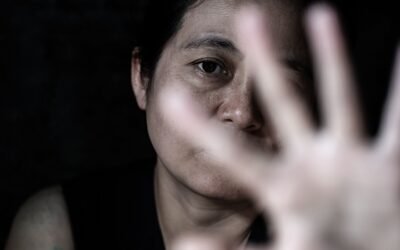 Señal de auxilio silenciosa para pedir ayuda ante violencia