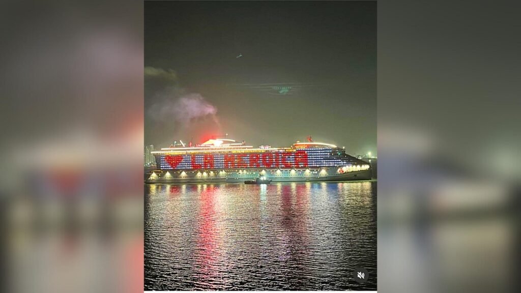 Bahía de Cartagena con llegada de cruceros internacionales