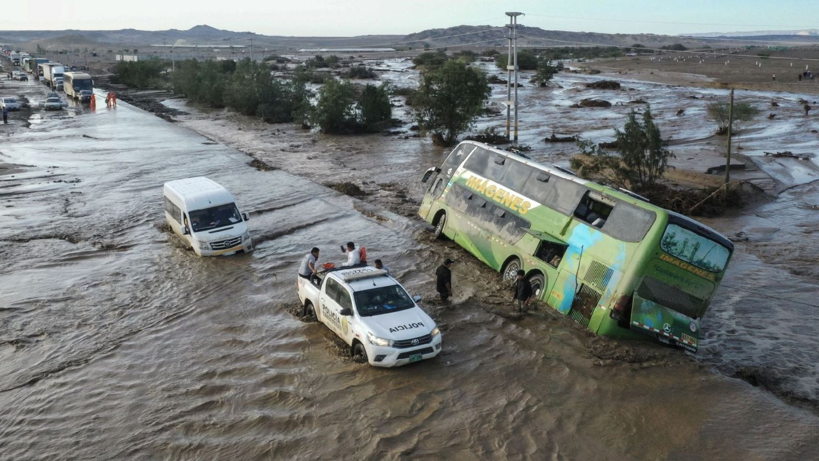 Imagen mostrando el posible desarrollo del fenómeno de El Niño y sus consecuencias.